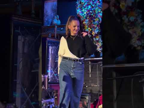 Tünde Jakab - FAVORITE MAN live at the TAM, London