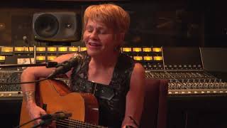 Shawn Colvin - "Ricochet In Time" (Lockdown- Live From Arlyn Studios, 2020)