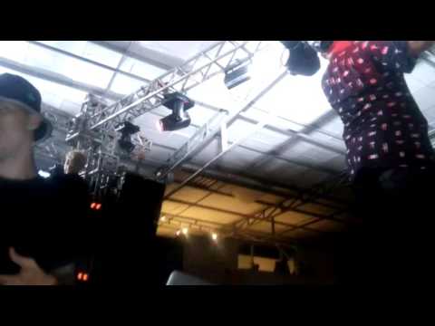 Red Room Sensation 02/10 - Mc Tarapi ao vivo