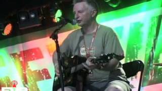 East Village Radio Presents : Billy Bragg performing &#39;Like Soldiers Do&#39; live from Glastonbury