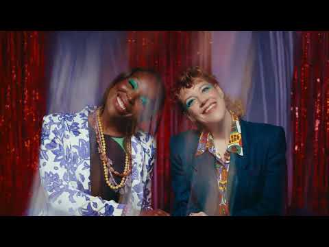 Tune-Yards - How Big Is The Rainbow (Official Video)