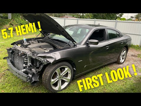 Rebuilding A Wrecked 2018 Dodge Charger R/T !!!