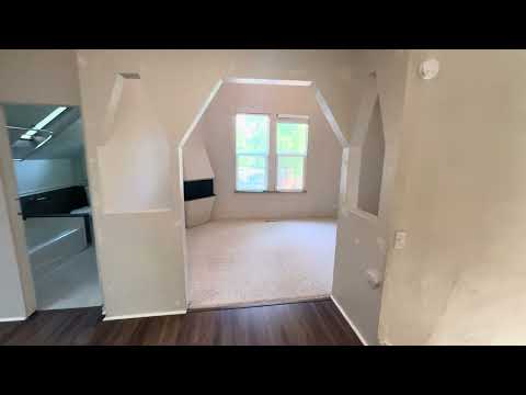 Charming 3BR Home with Spacious Yard & Bonus Living Space! $200.00 OFF 2nd Month Rent!! property video
