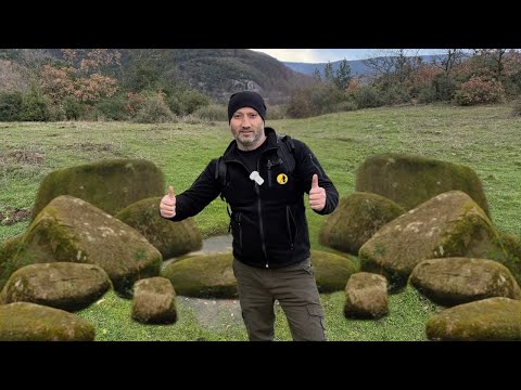 Anlatılan Hazine İzini Bulduk Define Kasası Kaya İçinde Çıktı !!!