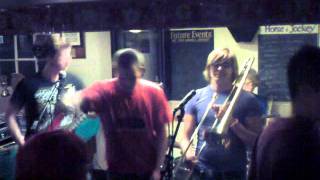 The Great Big Bargain - Dominant View (King Prawn Cover)