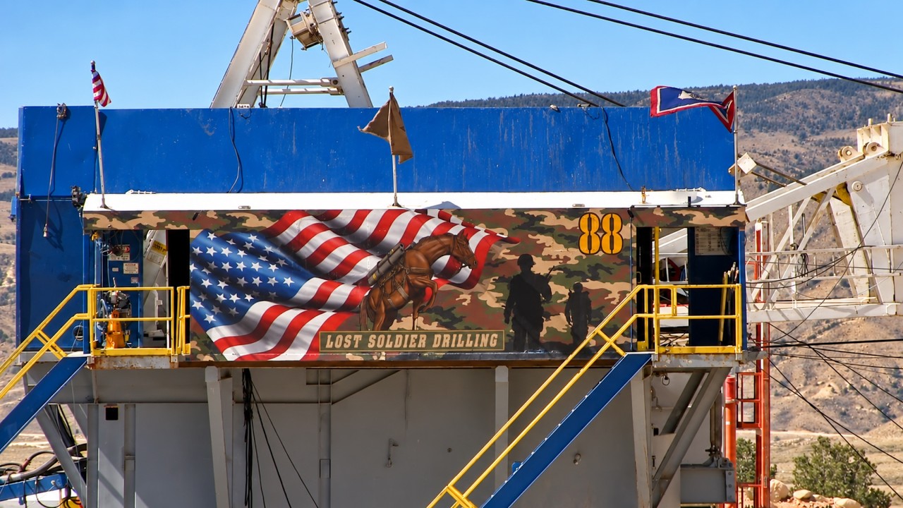 
Lost Soldier in Action: Rig 88 Derrick Up – One Step Closer to Spud