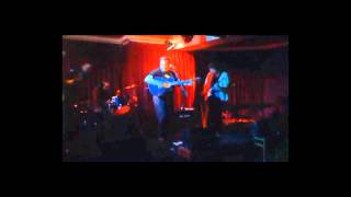 Boys Don't Cry - Dan Boyle with The Grunts - Live at Whelans..wmv