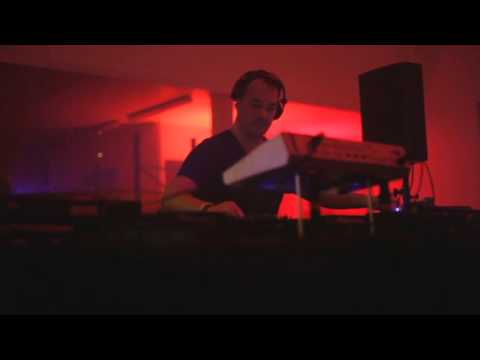 Ritzi Lee @ ØFF Paris // December 12th // Cage