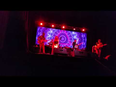 Llegas perdón y válvula