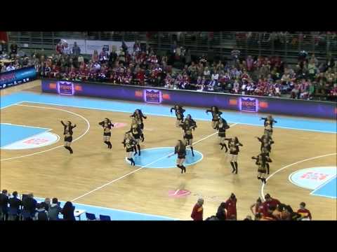 Exclusive  Cheerleaders Rekordowy mecz Wisła Can-Pack [Kraków Arena]