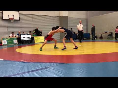 Ringer spielen keine Playstation oder Xbox, weil sie selbst wie Helden kämpfen!