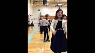 Zoe Holiday Sing - Here Comes Santa Claus