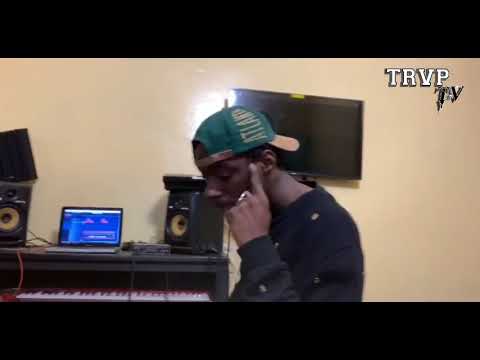 Moms Loup , Mc LEH , Ahmed Diabaté tease un nouveau morceau