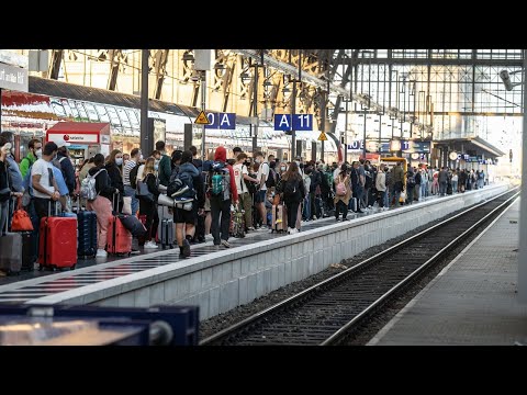 9 Euro Ticket: Überfüllte Züge - Impressionen der ersten Tage
