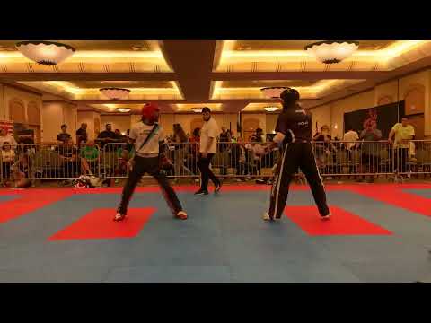 Tyreeke Saint vs Devon Hopper - Point Fighting