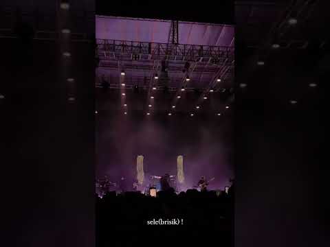 Hindia - Selebrisik | Live at Kota Lama Semarang | Peristirahatan Terakhir | Tur Album LHAB