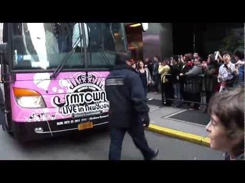 111023 SmTown Hotel Victoria and Stylist - F(x)