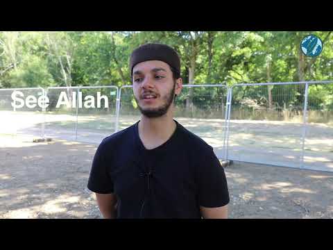 A Convert's Story: Pledging Allegiance to the Ahmadiyya Muslim Caliphate