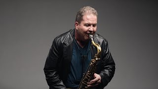 Video thumbnail for Woody Witt - ETS852 52nd Street Tenor Saxophone | Eastman by Eastman