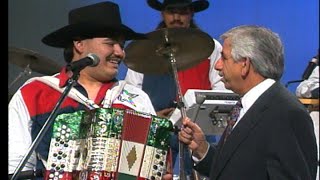 Intocable - &quot;Coqueta&quot; y &quot;Parece que no&quot;