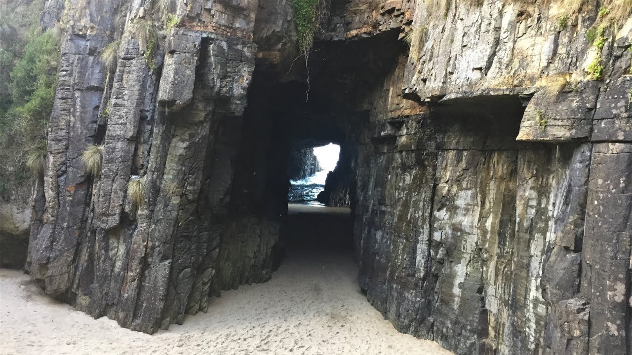 Remarkable Cave: A Virtual Walk (Slow TV)