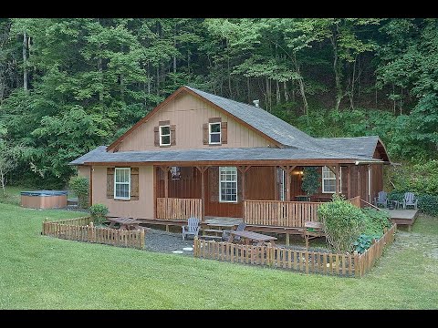 Can't Bear to Leave - 2-Bedroom Cabin in Pigeon Forge