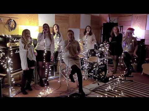 EMEJSING - White Christmas (live cover)