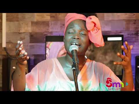 Stéphanie Saint-Surin LIVE