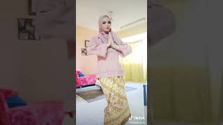 Download lagu Tiktok tante bohay gunung gede mp3 Download lagu Tiktok tante bohay gunung gede mp3