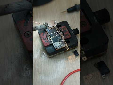 iPhone 15 Pro легкий ремонт