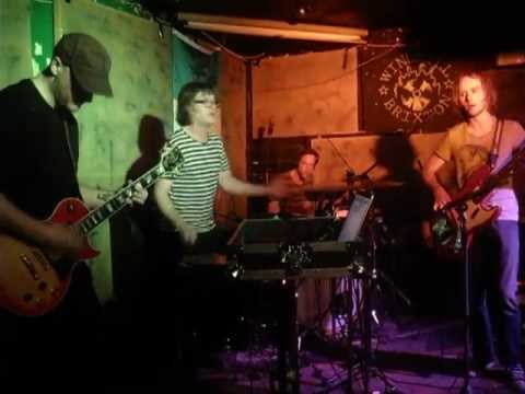 Eat Lights Become Lights - Bound For Magic Mountain (Live @ The Windmill, Brixton, London, 22.03.13)
