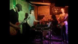 Eat Lights Become Lights - Bound For Magic Mountain (Live @ The Windmill, Brixton, London, 22.03.13)