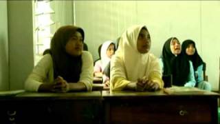 Download lagu Rafly 2010 - Beuet [Syiar Syair Rafly 2010] mp3