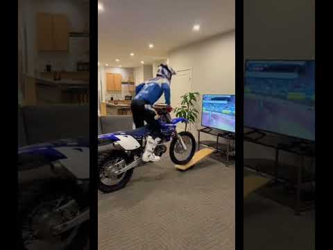 POV: You Play Motocross Once and Think You’re a Pro 😂💥