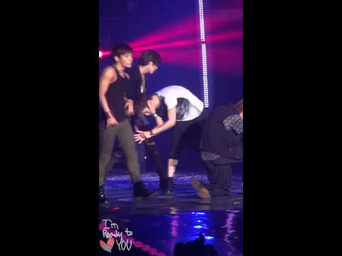 [love alssu]shinee key 120808 pink play concert-sherlock.flv