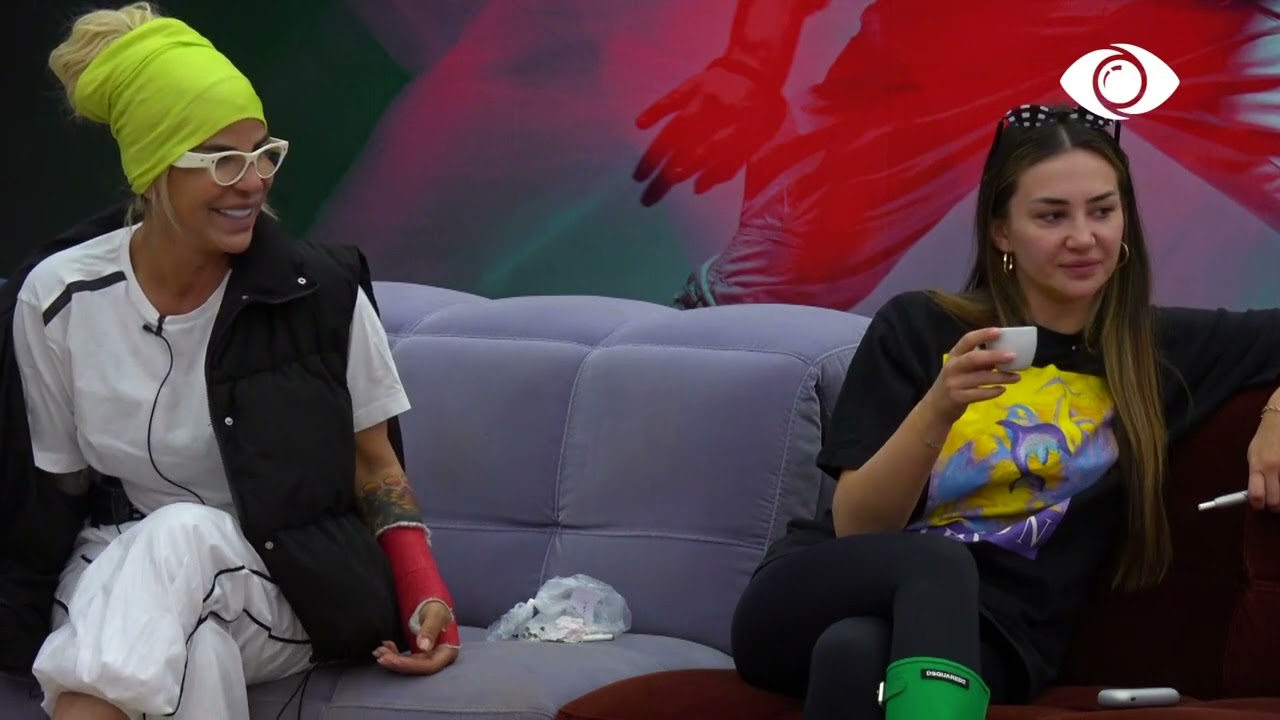 Unë jam zari, ti je ushtari/ Maestro ironizon Luizin