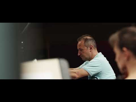 SHOSTAKOVICH // 'Piano Concertos & Piano Trio No. 2' by Simon Trpčeski [EPK]