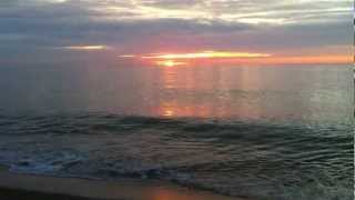 preview picture of video 'Salisbury Beach sunrise - July 26, 2012'