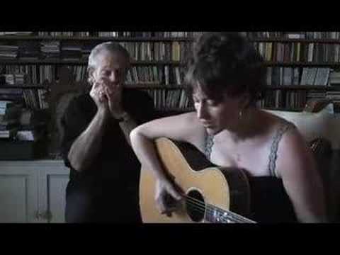 Charlie and Layla Musselwhite perform "In Your Darkest Hour"