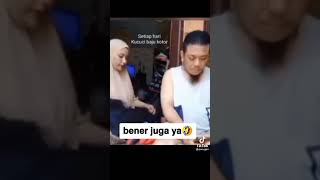 Download lagu Sindiran buat Cowok nggak peka wkwkwkkwkk mp3 Download lagu Sindiran buat Cowok nggak peka wkwkwkkwkk mp3