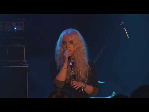 download lagu mp3 mp4 Ambiere, download lagu Ambiere gratis, unduh video klip Ambiere
