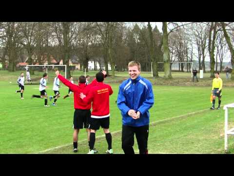 Spójnia -- Piast Karnin. Zwycięska bramka Przemka Begiera na 2:1.