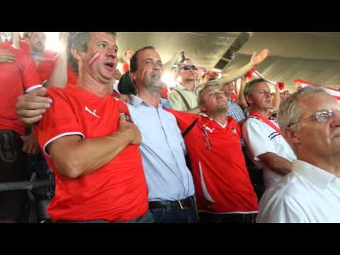 Bundeshymne -Österreich-Allianzarena-06.09.13.mp4