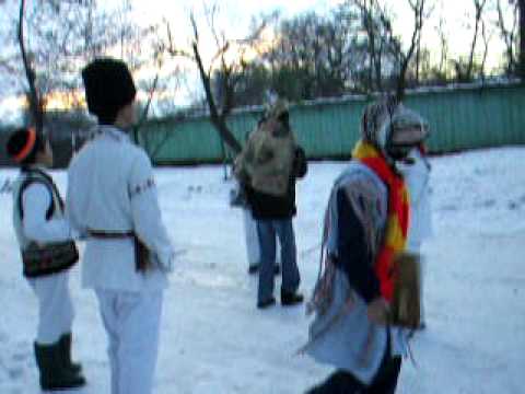 Hociungi - Traditii si obiceiuri de Anul Nou