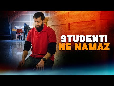 Ngjarja e habitshme qe i ndodhi studentit kur fali namazin e akshamit pasi ndali Autobusin