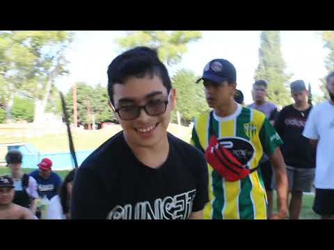 La Molienda: T1, F 7, Octavos: Tiago VS ThiFlow Vs Uri B / Situación: Solo en una isla