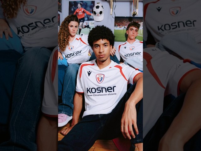 Vídeo relacionado con Macron CA Osasuna 25/26 Away Junior Short Sleeve T-Shirt 11-12 Years