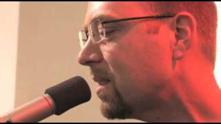 Video thumbnail for DigiTech Vocalist Live 4 Harmony Processor Demo by Jeffrey Gold