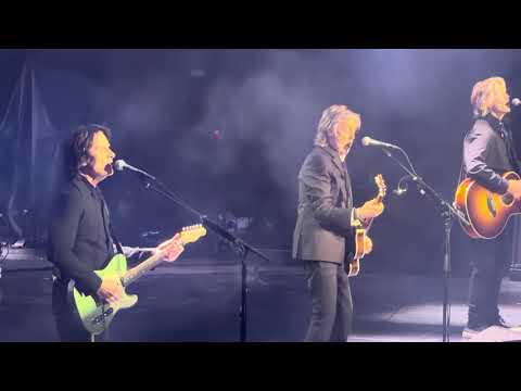 Paul McCartney - entry and Help! - Friday Nov 21, 2025 TD Coliseum Hamilton thumbnail