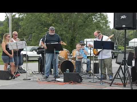 Silver Eagle Band playing at Scotty's Drive-In (08-03-13) Part 4 (with Shayne Vaughan on drums)